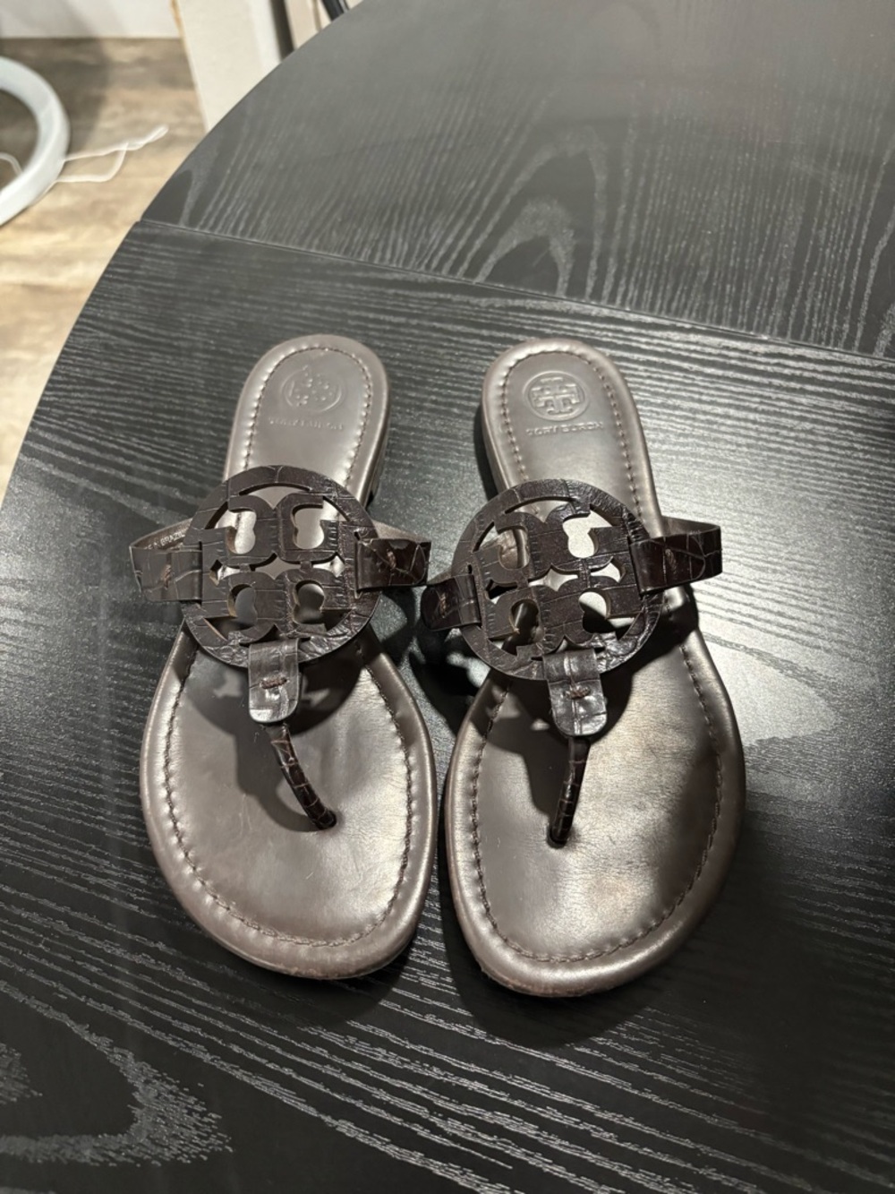 Tory Burch Croc-Embossed Logo Thong Sandals in Dark Brown